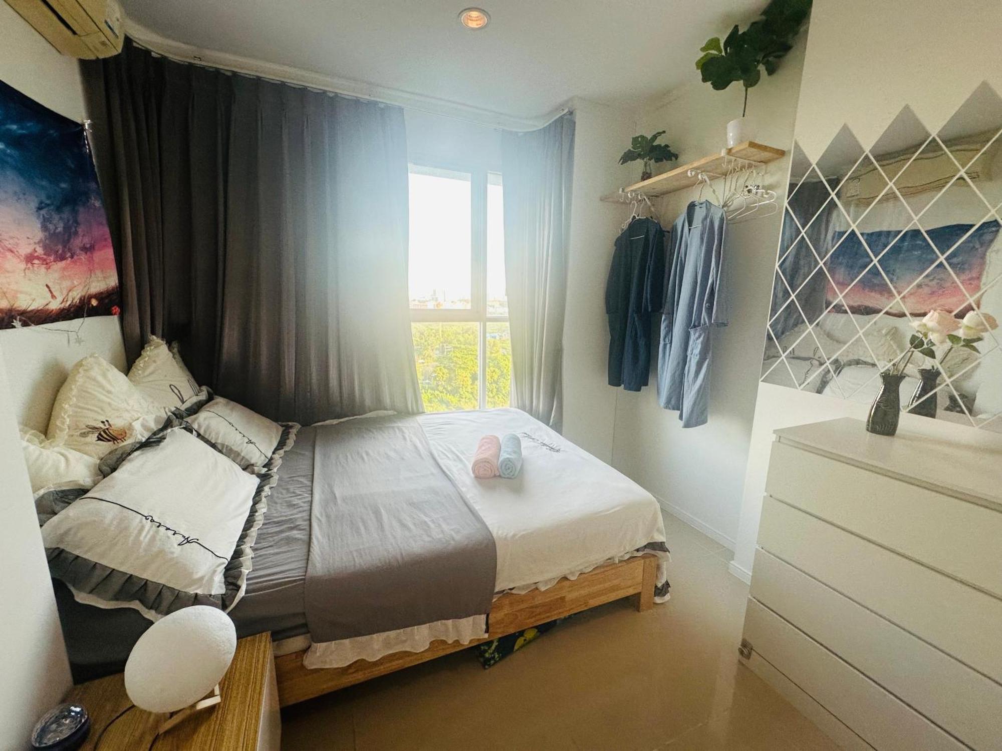 Seaview Beach Room Lumpini-Pool And Gym Face To Ocean Джомтьен Экстерьер фото